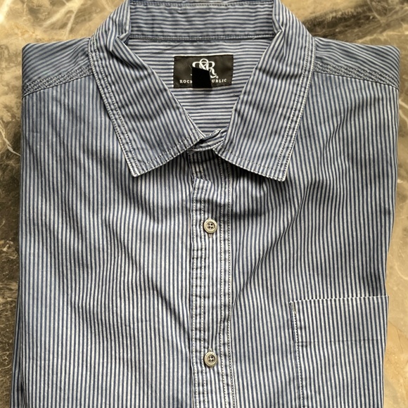 Rock & Republic Men's Slim Fit Blue & Grey Striped Shirt - Picture 1 of 6